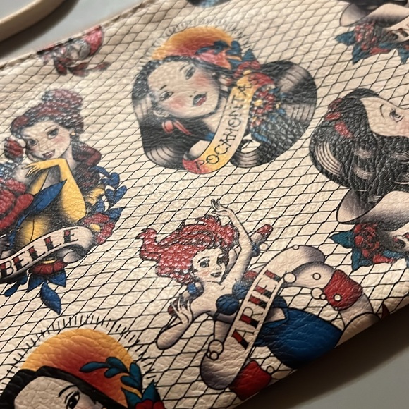 NEW Disney princess Ariel Belle SnowWhite Mulan Pocahontas Jasmine wallet makeup - Picture 5 of 17
